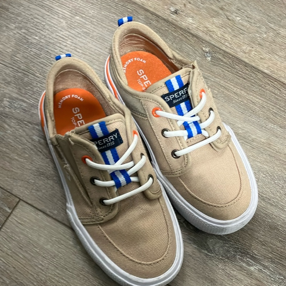 Like new kids speedy loafer shoes